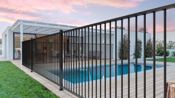 ALUMINIUM POOL AND GARDEN FENCING